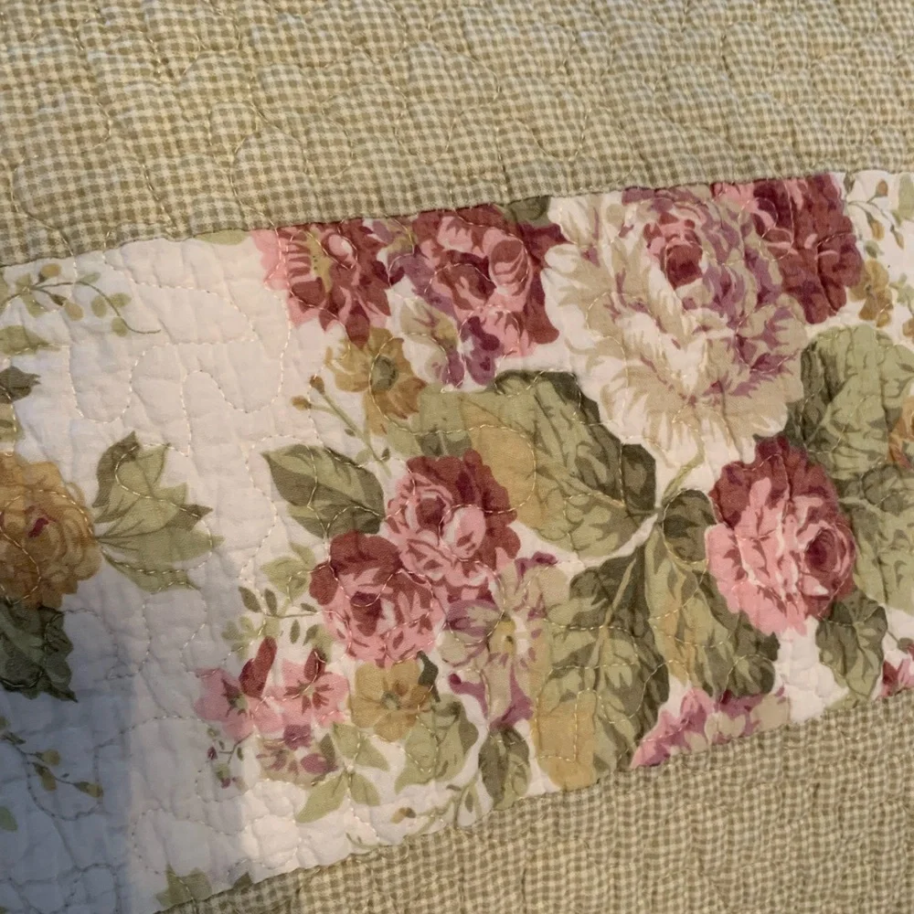N/A floral checkered